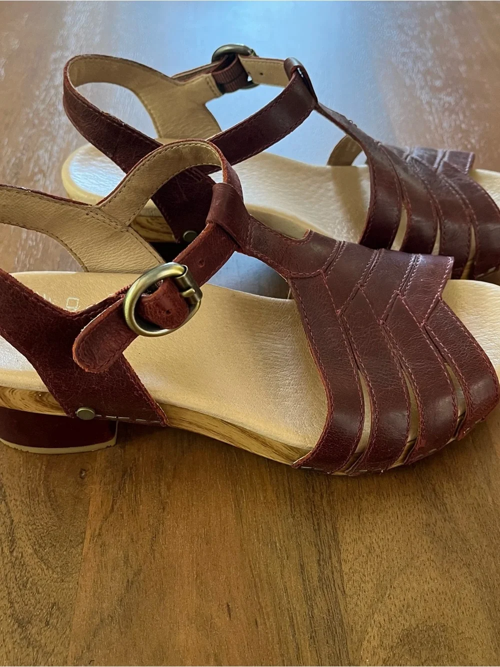 Dansko Womens Dark Brown/Maroon Leather Multi-Strap Slingback Sandals size 37